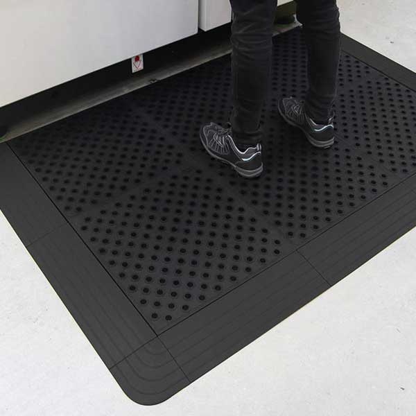 Anti-Fatigue Interlocking Floor Tile with Accessories