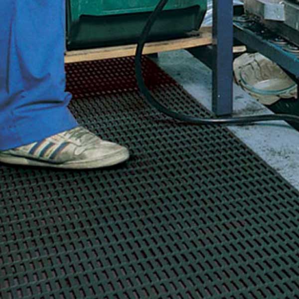 Wet Area Matting – Cushioned, Durable & Easy to Clean