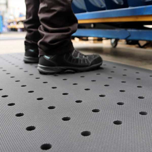 Hygimat Hygienic Mat with Holes – Anti-Fatigue & Antibacterial